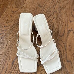 Zara Women's Cream Strappy Sandals